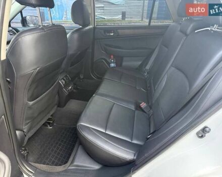 Белый Субару Аутбек, объемом двигателя 2.46 л и пробегом 110 тыс. км за 17300 $, фото 10 на Automoto.ua