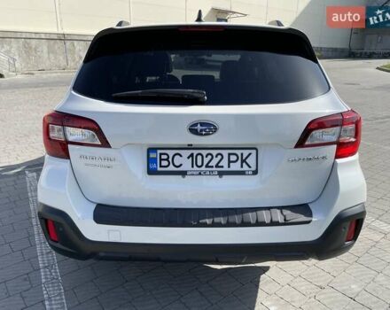 Білий Субару Аутбек, об'ємом двигуна 2.5 л та пробігом 128 тис. км за 21000 $, фото 2 на Automoto.ua