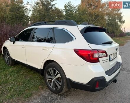 Білий Субару Аутбек, об'ємом двигуна 2.5 л та пробігом 149 тис. км за 15000 $, фото 4 на Automoto.ua