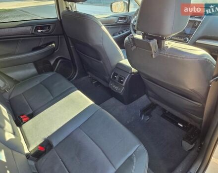 Белый Субару Аутбек, объемом двигателя 2.5 л и пробегом 77 тыс. км за 23000 $, фото 30 на Automoto.ua