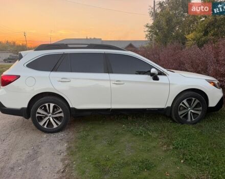 Білий Субару Аутбек, об'ємом двигуна 2.5 л та пробігом 149 тис. км за 15000 $, фото 5 на Automoto.ua