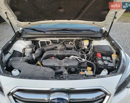 Белый Субару Аутбек, объемом двигателя 2.5 л и пробегом 105 тыс. км за 14999 $, фото 27 на Automoto.ua