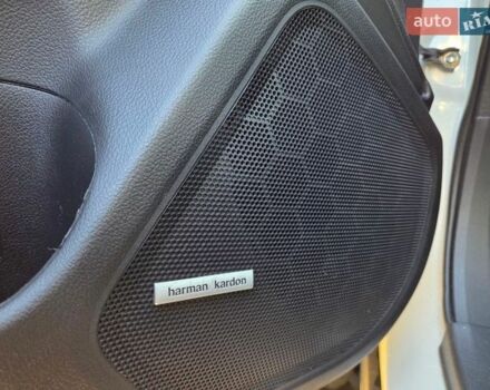 Белый Субару Аутбек, объемом двигателя 2.5 л и пробегом 77 тыс. км за 23000 $, фото 24 на Automoto.ua