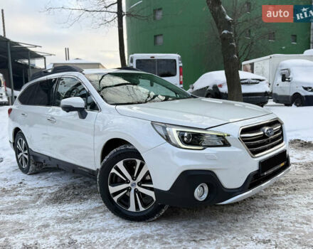 Білий Субару Аутбек, об'ємом двигуна 2.5 л та пробігом 92 тис. км за 22500 $, фото 2 на Automoto.ua