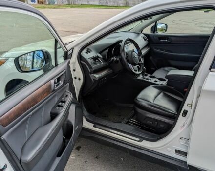 Білий Субару Аутбек, об'ємом двигуна 2.5 л та пробігом 220 тис. км за 17900 $, фото 8 на Automoto.ua