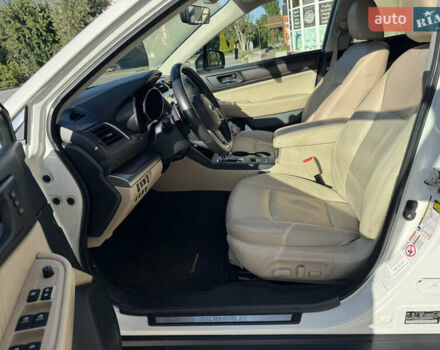 Белый Субару Аутбек, объемом двигателя 2.5 л и пробегом 122 тыс. км за 20800 $, фото 10 на Automoto.ua