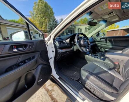 Субару Аутбек 2019 в Днепре (Днепропетровске) на Automoto.ua Белый Субару Аутбек, объемом двигателя 3.6 л и пробегом 62 тыс. км за 19000 $, фото 12 на Automoto.ua