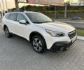Білий Субару Аутбек, об'ємом двигуна 2.5 л та пробігом 71 тис. км за 17800 $, фото 2 на Automoto.ua