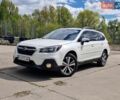 Белый Субару Аутбек, объемом двигателя 3.6 л и пробегом 102 тыс. км за 18000 $, фото 1 на Automoto.ua