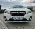 Білий Субару Аутбек, об'ємом двигуна 2.5 л та пробігом 92 тис. км за 26000 $, фото 2 на Automoto.ua