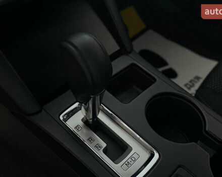 Білий Субару Аутбек, об'ємом двигуна 2.5 л та пробігом 76 тис. км за 18200 $, фото 17 на Automoto.ua