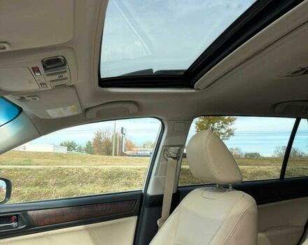 Белый Субару Аутбек, объемом двигателя 2.5 л и пробегом 45 тыс. км за 15000 $, фото 10 на Automoto.ua