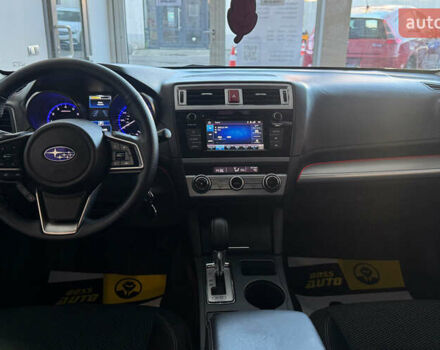 Білий Субару Аутбек, об'ємом двигуна 2.5 л та пробігом 76 тис. км за 18200 $, фото 9 на Automoto.ua