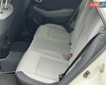 Белый Субару Аутбек, объемом двигателя 2.5 л и пробегом 95 тыс. км за 19850 $, фото 16 на Automoto.ua