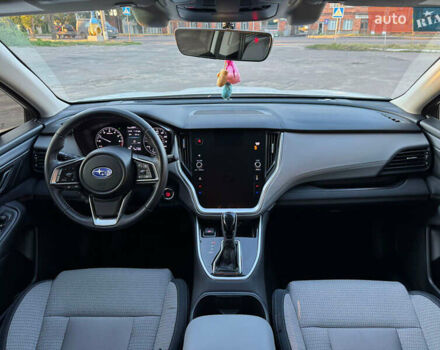 Білий Субару Аутбек, об'ємом двигуна 2.5 л та пробігом 40 тис. км за 21000 $, фото 9 на Automoto.ua