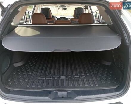 Белый Субару Аутбек, объемом двигателя 2.39 л и пробегом 126 тыс. км за 27600 $, фото 17 на Automoto.ua