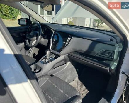 Субару Аутбек 2020 у Одесі на Automoto.ua Білий Субару Аутбек, об'ємом двигуна 2.5 л та пробігом 119 тис. км за 28300 $, фото 13 на Automoto.ua