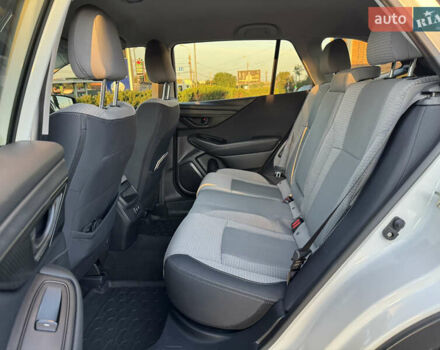 Білий Субару Аутбек, об'ємом двигуна 2.5 л та пробігом 40 тис. км за 19900 $, фото 13 на Automoto.ua