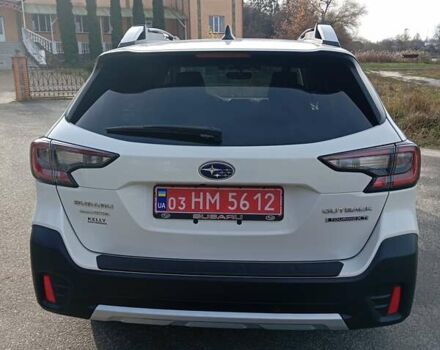 Белый Субару Аутбек, объемом двигателя 2.39 л и пробегом 126 тыс. км за 27600 $, фото 5 на Automoto.ua