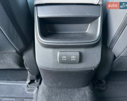 Білий Субару Аутбек, об'ємом двигуна 2.5 л та пробігом 40 тис. км за 21000 $, фото 12 на Automoto.ua