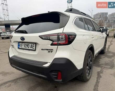 Білий Субару Аутбек, об'ємом двигуна 2.39 л та пробігом 70 тис. км за 26500 $, фото 4 на Automoto.ua