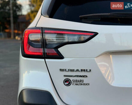 Білий Субару Аутбек, об'ємом двигуна 2.5 л та пробігом 40 тис. км за 21000 $, фото 17 на Automoto.ua