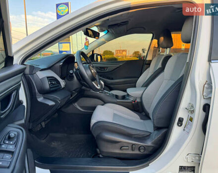 Білий Субару Аутбек, об'ємом двигуна 2.5 л та пробігом 40 тис. км за 21000 $, фото 20 на Automoto.ua