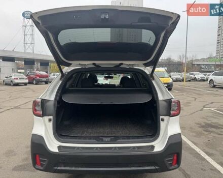 Білий Субару Аутбек, об'ємом двигуна 2.39 л та пробігом 70 тис. км за 26500 $, фото 21 на Automoto.ua