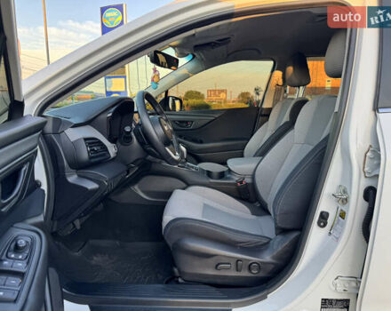 Білий Субару Аутбек, об'ємом двигуна 2.5 л та пробігом 40 тис. км за 19900 $, фото 18 на Automoto.ua