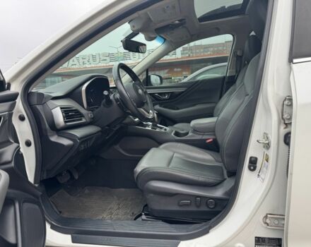 Білий Субару Аутбек, об'ємом двигуна 2.4 л та пробігом 70 тис. км за 26500 $, фото 2 на Automoto.ua