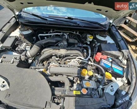 Білий Субару Аутбек, об'ємом двигуна 2.5 л та пробігом 32 тис. км за 13000 $, фото 13 на Automoto.ua