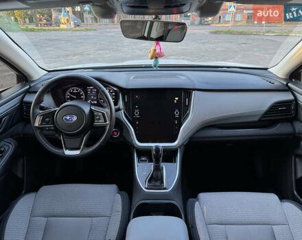 Білий Субару Аутбек, об'ємом двигуна 2.5 л та пробігом 40 тис. км за 19900 $, фото 15 на Automoto.ua