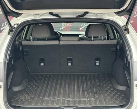 Білий Субару Аутбек, об'ємом двигуна 2.5 л та пробігом 40 тис. км за 21900 $, фото 14 на Automoto.ua