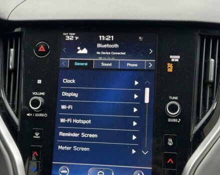 Білий Субару Аутбек, об'ємом двигуна 2.5 л та пробігом 40 тис. км за 21900 $, фото 21 на Automoto.ua