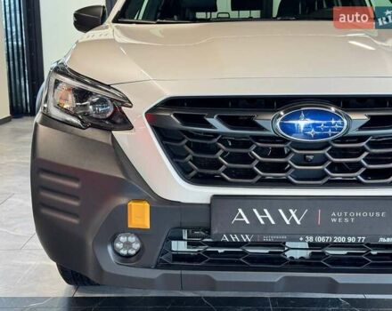 Белый Субару Аутбек, объемом двигателя 2.39 л и пробегом 75 тыс. км за 29900 $, фото 2 на Automoto.ua
