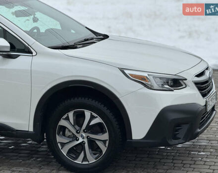 Білий Субару Аутбек, об'ємом двигуна 2.39 л та пробігом 88 тис. км за 32000 $, фото 2 на Automoto.ua