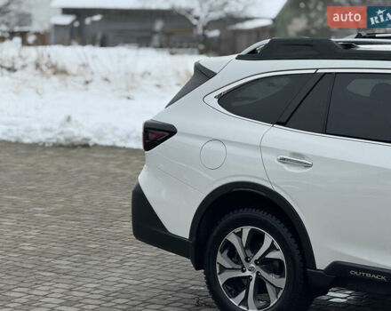 Білий Субару Аутбек, об'ємом двигуна 2.39 л та пробігом 88 тис. км за 32000 $, фото 1 на Automoto.ua