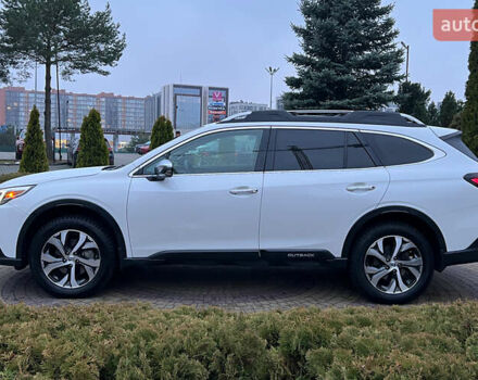 Белый Субару Аутбек, объемом двигателя 2.39 л и пробегом 88 тыс. км за 32900 $, фото 3 на Automoto.ua