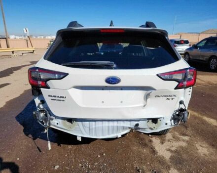 Белый Субару Аутбек, объемом двигателя 2.5 л и пробегом 62 тыс. км за 6500 $, фото 5 на Automoto.ua