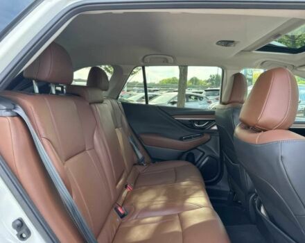 Білий Субару Аутбек, об'ємом двигуна 2.5 л та пробігом 27 тис. км за 19300 $, фото 13 на Automoto.ua