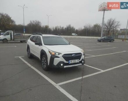 Белый Субару Аутбек, объемом двигателя 2.5 л и пробегом 40 тыс. км за 24500 $, фото 4 на Automoto.ua