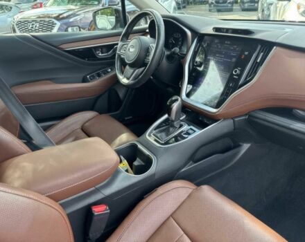 Білий Субару Аутбек, об'ємом двигуна 2.5 л та пробігом 27 тис. км за 19300 $, фото 7 на Automoto.ua