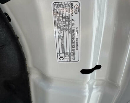 Белый Субару Аутбек, объемом двигателя 2.5 л и пробегом 42 тыс. км за 28500 $, фото 3 на Automoto.ua