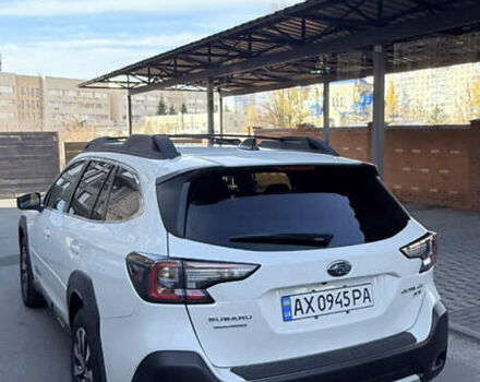 Білий Субару Аутбек, об'ємом двигуна 2.39 л та пробігом 7 тис. км за 31500 $, фото 7 на Automoto.ua