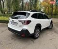 Белый Субару Аутбек, объемом двигателя 2.5 л и пробегом 43 тыс. км за 23700 $, фото 6 на Automoto.ua