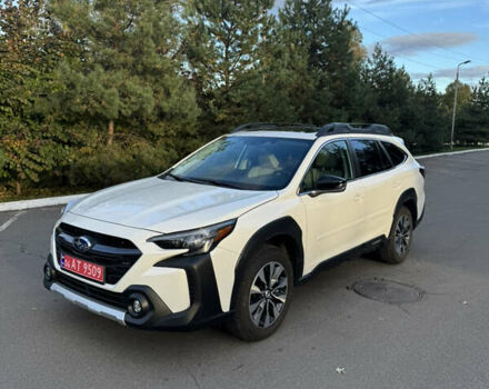 Білий Субару Аутбек, об'ємом двигуна 2.39 л та пробігом 17 тис. км за 29999 $, фото 32 на Automoto.ua