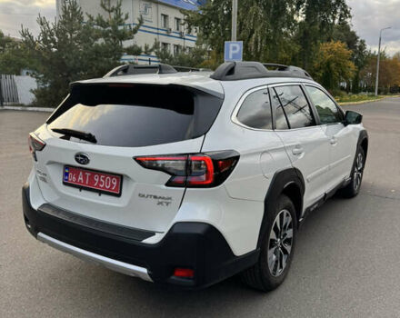 Білий Субару Аутбек, об'ємом двигуна 2.39 л та пробігом 17 тис. км за 29999 $, фото 5 на Automoto.ua