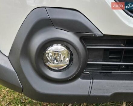 Белый Субару Аутбек, объемом двигателя 2.4 л и пробегом 33 тыс. км за 33500 $, фото 2 на Automoto.ua