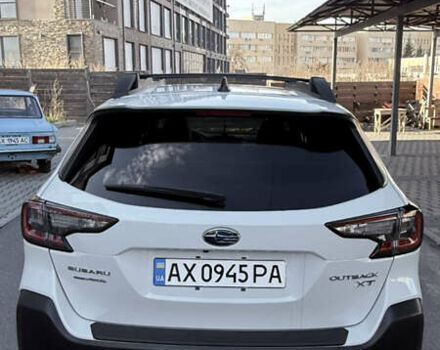 Білий Субару Аутбек, об'ємом двигуна 2.39 л та пробігом 7 тис. км за 31500 $, фото 6 на Automoto.ua