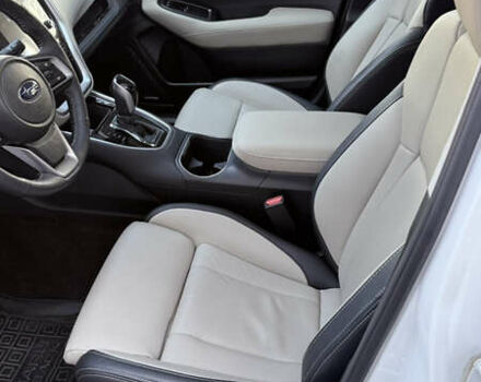 Білий Субару Аутбек, об'ємом двигуна 2.39 л та пробігом 7 тис. км за 31500 $, фото 10 на Automoto.ua